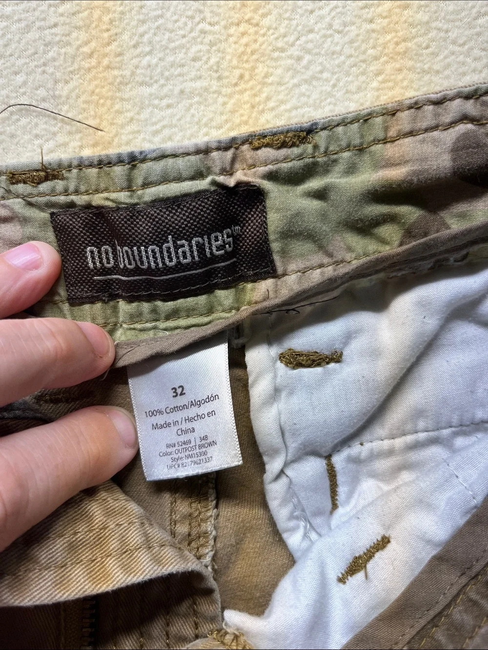 No Boundaries Men’s Tan Flat Front Shorts